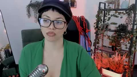 Neo Geisha online show from May 16, 1:54 pm