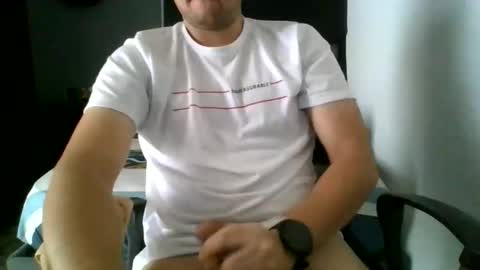 MrBull online show from June 6, 4:46 pm