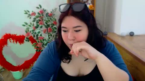 nereia online show from March 10, 7:56 am