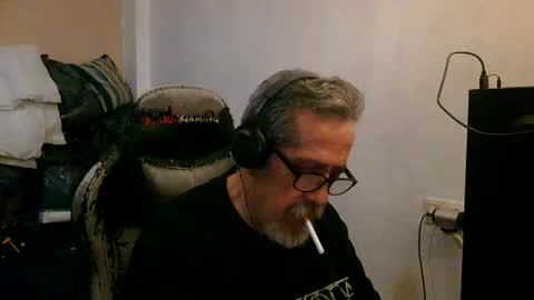 neron401 online show from April 15, 2:37 am