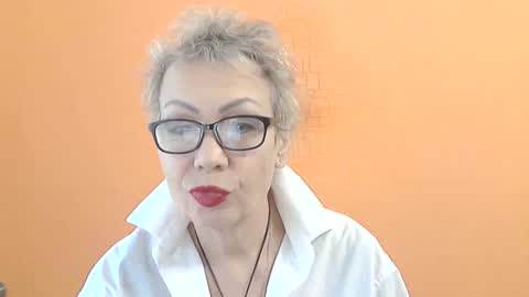 NessyJenixs online show from November 23, 8:12 am