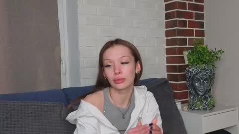 Naomi online show from February 2, 7:10 pm