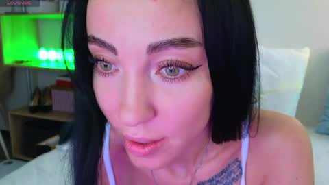 never give up  online show from March 29, 1:46 pm