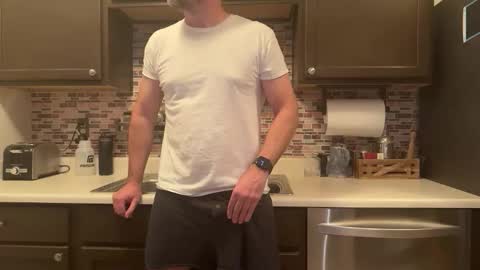 newguy_097 online show from November 21, 1:14 am