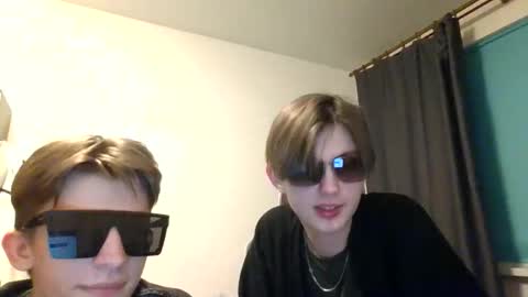 newjerseyboy online show from November 1, 9:47 pm