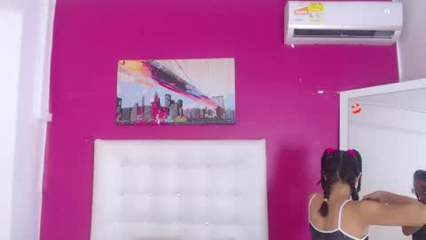 nextdoor_fantasy online show from September 11, 3:30 am