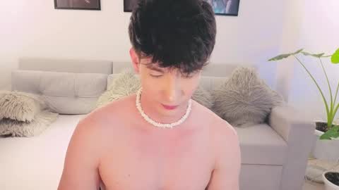 Snapshot of neythan__blaze chatting on September 30, 11:48 pm   online show from September 30, 11:48 pm