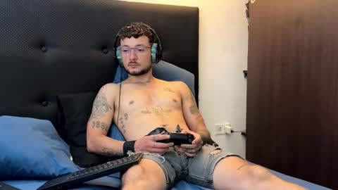 neythancopper online show from February 19, 11:53 am