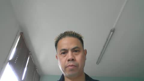 nguyen7788789 online show from May 19, 7:04 am