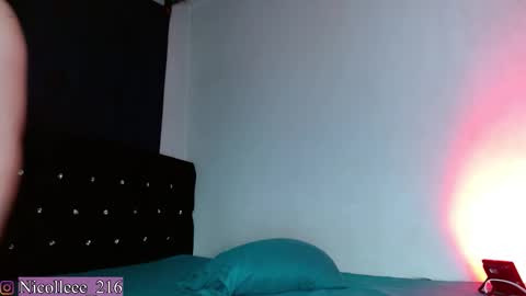 Nicolle online show from March 25, 6:58 pm