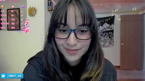 Snapshot of nia_blaze chatting on October 12, 4:10 pm Nia online show from October 12, 4:10 pm