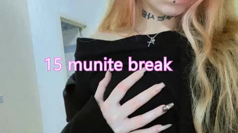 nica_kawaii online show from April 14, 8:06 am