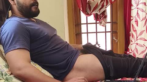 Robin online show from February 16, 5:49 am