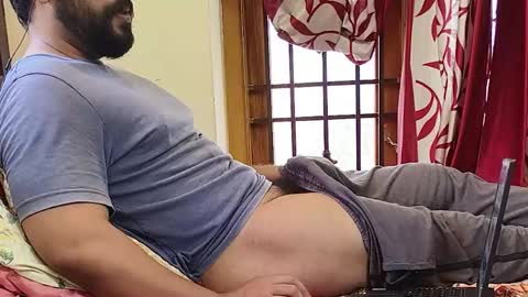 Robin online show from April 10, 9:58 am