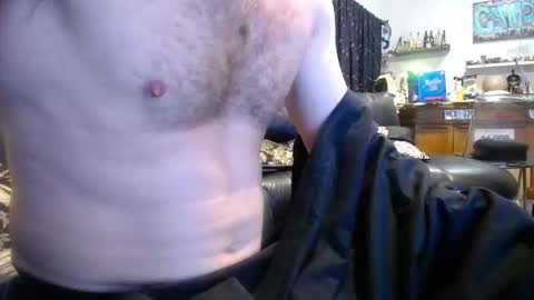 Snapshot of niceasscammo69 chatting on October 5, 4:36 pm niceasscammo69 online show from October 5, 4:36 pm