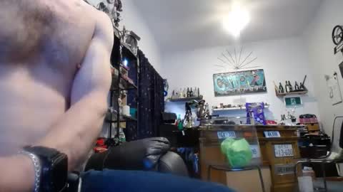 Snapshot of niceasscammo69 chatting on September 27, 8:01 am niceasscammo69 online show from September 27, 8:01 am