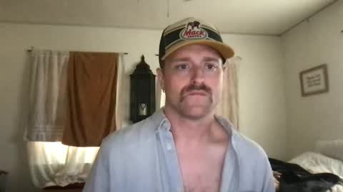 NiceButtNiceGuy online show from May 30, 9:46 pm
