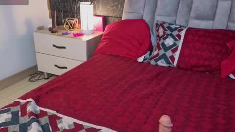 Nicolle  online show from October 2, 12:37 pm