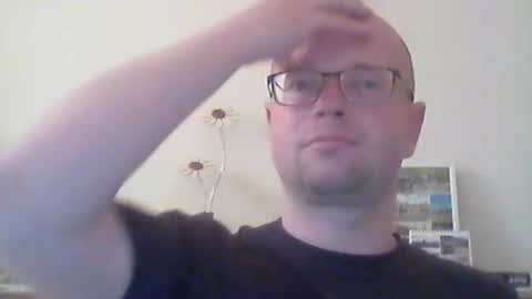 nick1990b online show from April 21, 5:53 pm