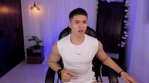 nick fenix online show from April 29, 5:12 am