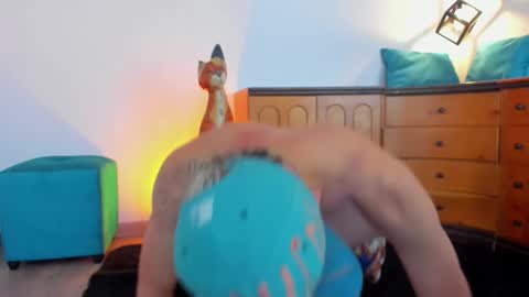 nick_nizzer online show from November 11, 3:36 pm