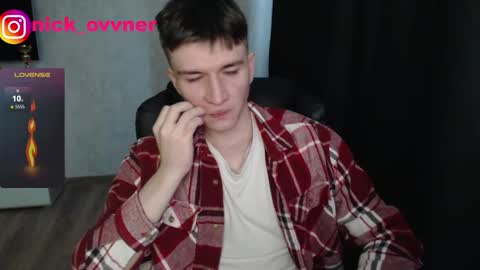 Nick online show from November 9, 11:46 am