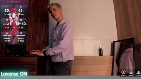 Nick  online show from November 30, 1:40 pm