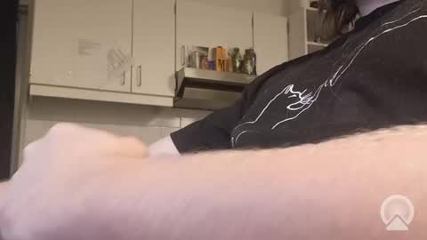 nick_x_b online show from December 14, 7:14 am