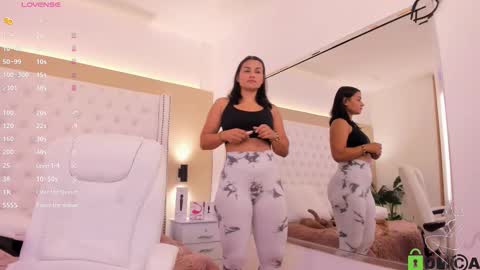 nickky online show from March 25, 1:40 pm