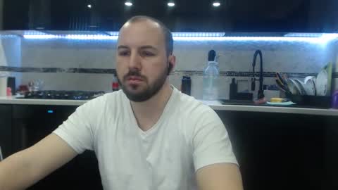 Julian online show from February 11, 8:51 am