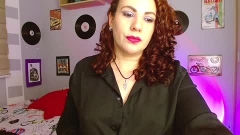 Snapshot of nicky_lucy_m chatting on January 28, 4:18 am lucy online show from January 28, 4:18 am