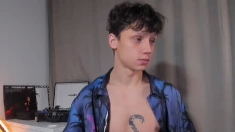 Nicky Neal online show from December 13, 3:49 am