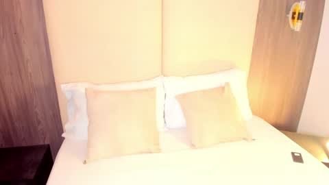 Nicky  online show from April 2, 2:41 am