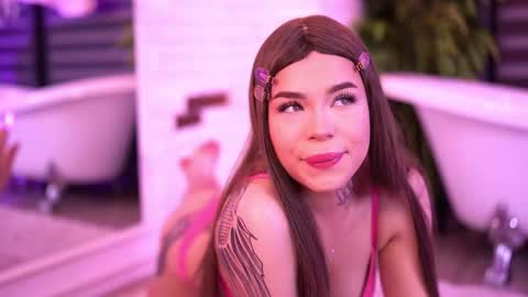 Nicky online show from February 26, 7:39 pm