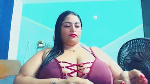 nickyribeiro online show from April 20, 7:11 am