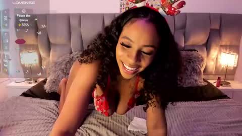 Nicky online show from December 22, 10:47 pm