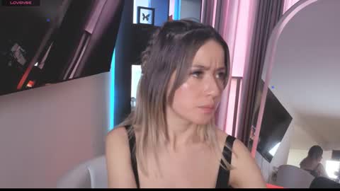 Nicky online show from December 14, 4:24 pm