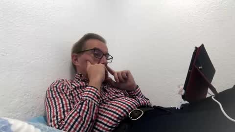 Nico online show from November 15, 12:45 am