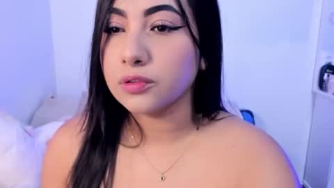 nicol online show from January 8, 8:25 pm