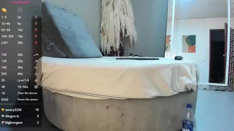 nicohillx online show from December 15, 5:03 am