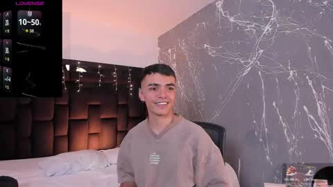 Nico King online show from December 17, 3:35 am