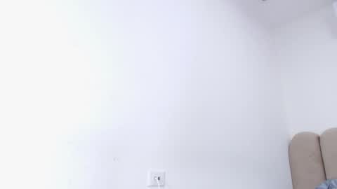 Nicol online show from February 19, 3:16 am