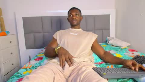 Nicolas online show from May 27, 4:26 pm