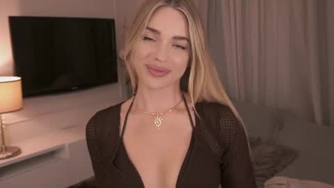 Nicole online show from July 2, 10:04 pm