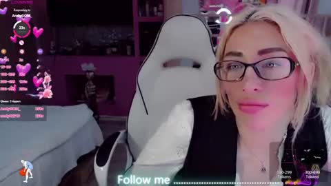 Nicole online show from July 25, 11:13 pm