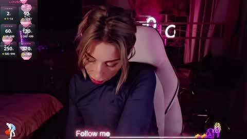 Nicole online show from March 27, 2:17 am