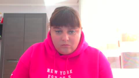 Nicole online show from October 2, 9:30 am