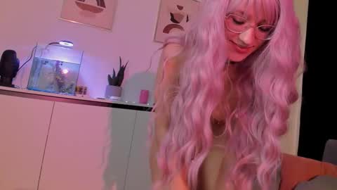 Snapshot of nicoleirisxxx chatting on October 4, 6:00 am nicoleirisxxx online show from October 4, 6:00 am