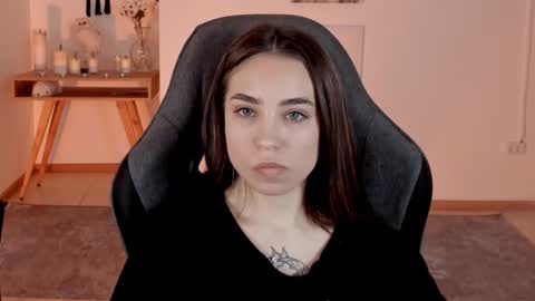 Nicole online show from January 6, 10:46 am