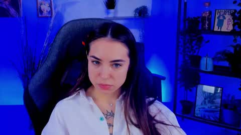 Nicole online show from January 15, 4:57 am